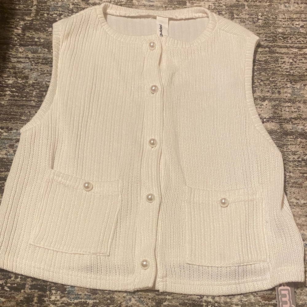 Missguided Ivory Knit Sleeveless Vest